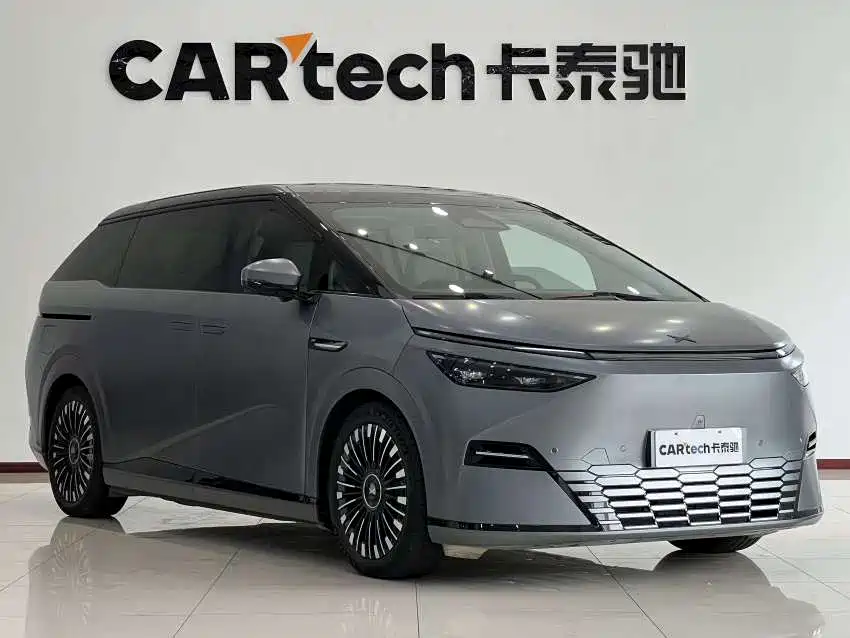 XPeng X9 — миниатюра 2