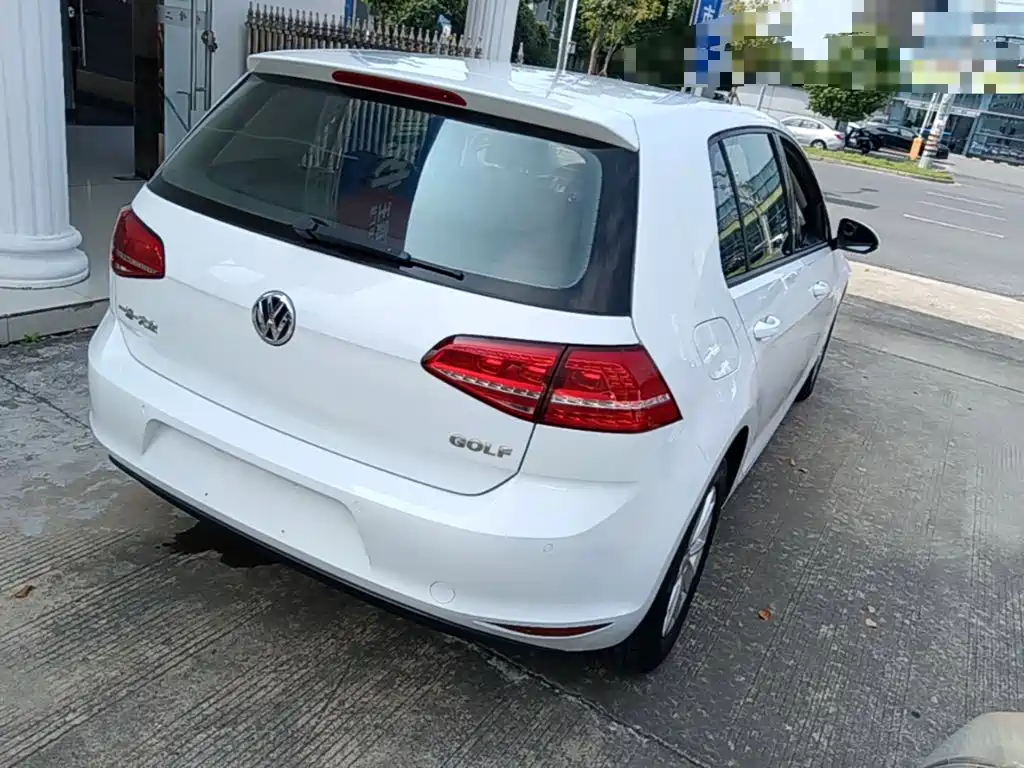 Volkswagen Golf — миниатюра 7
