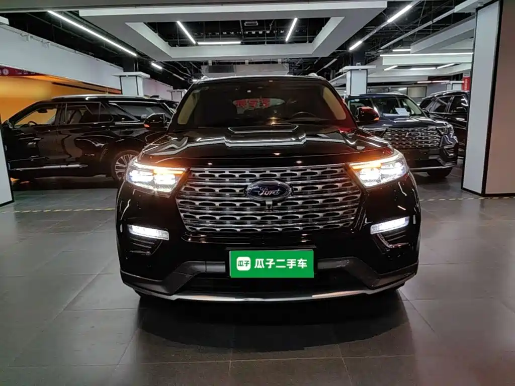 Ford Explorer — миниатюра 3