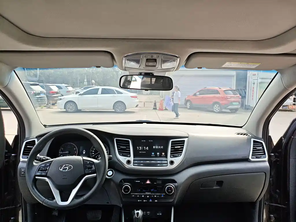 Hyundai Tucson — миниатюра 9