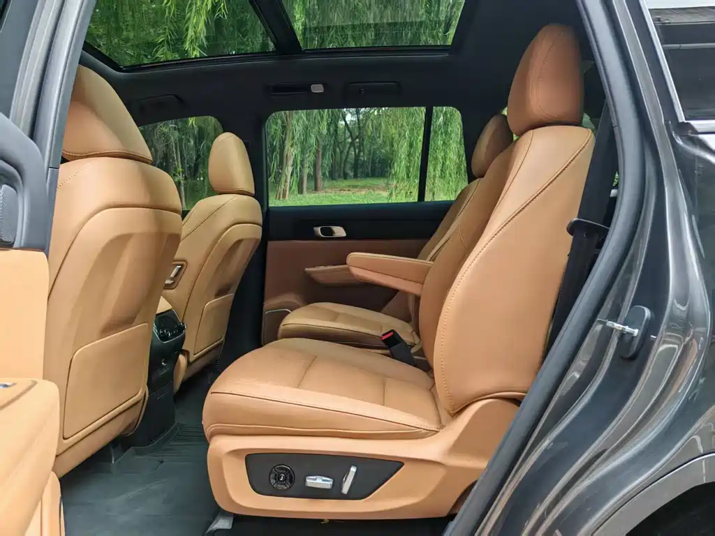 Li Auto Li ONE — миниатюра 7