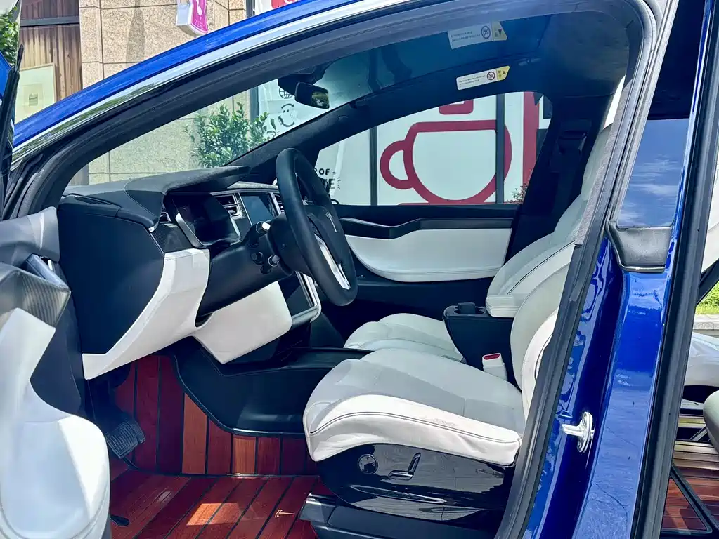 Tesla Model X 2016 Model X 90D