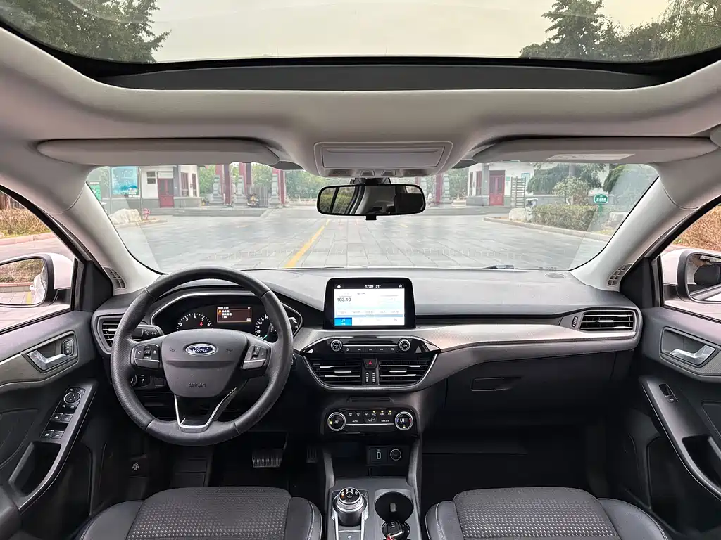 Ford Focus — миниатюра 9
