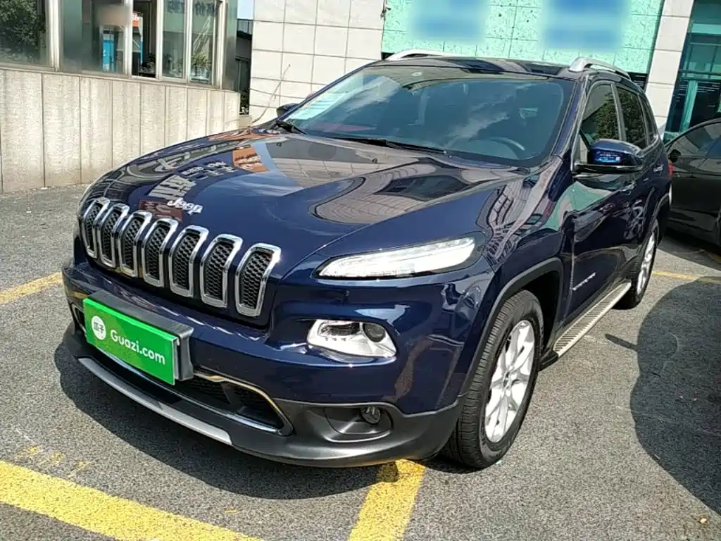 Jeep Cherokee — миниатюра 2