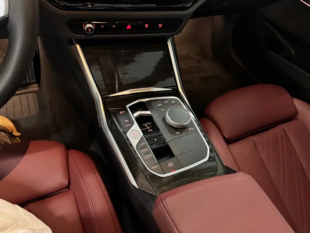 BMW 3 Series — миниатюра 9