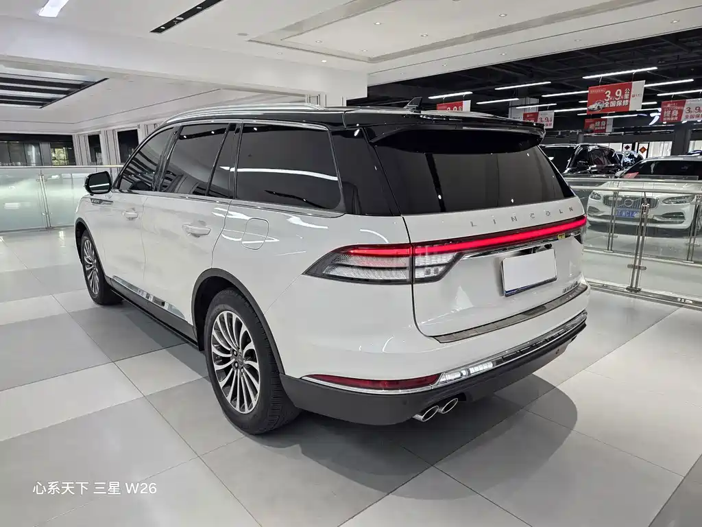 Lincoln Aviator — миниатюра 17