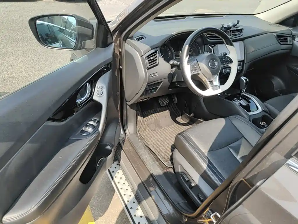 Nissan X-Trail — миниатюра 16