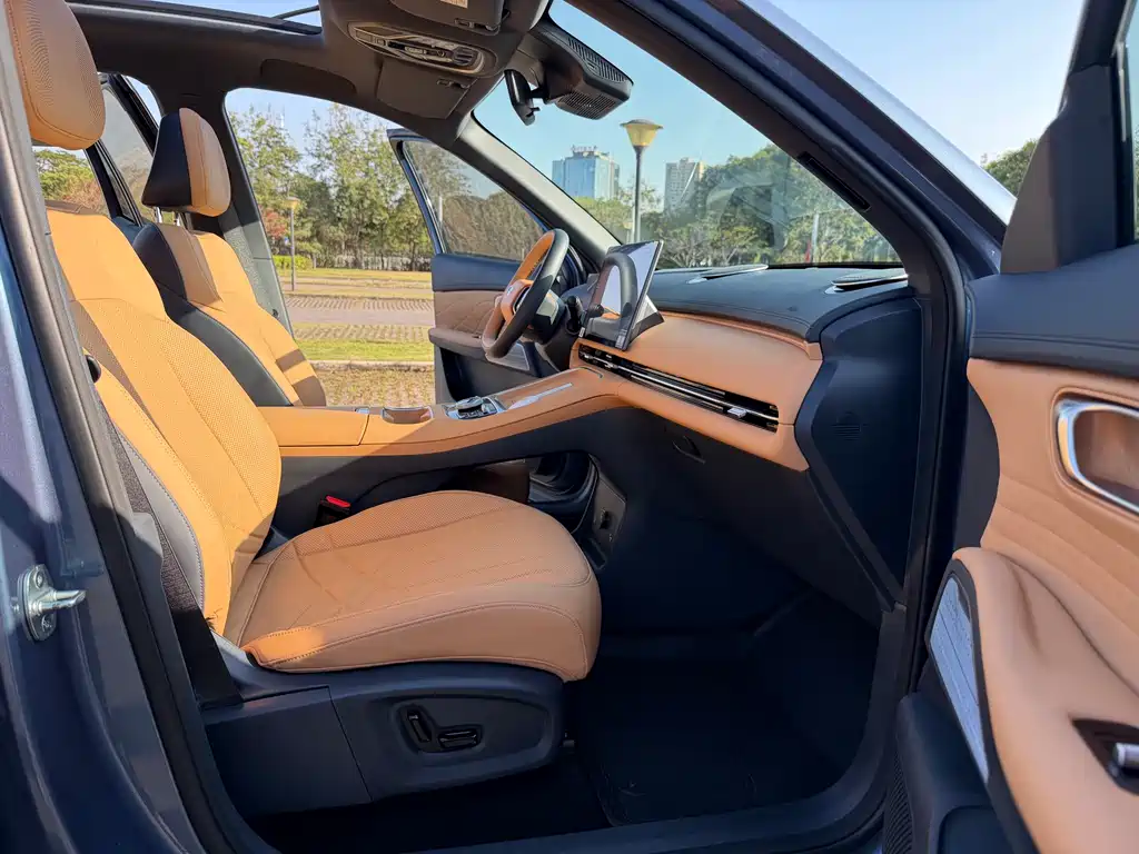 GEELY GALAXY GALAXY STARSHIP 7 EM I