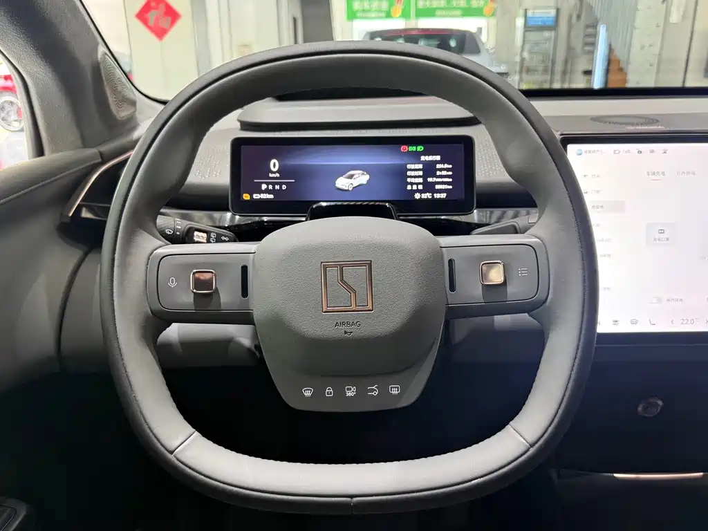 Zeekr X — миниатюра 8