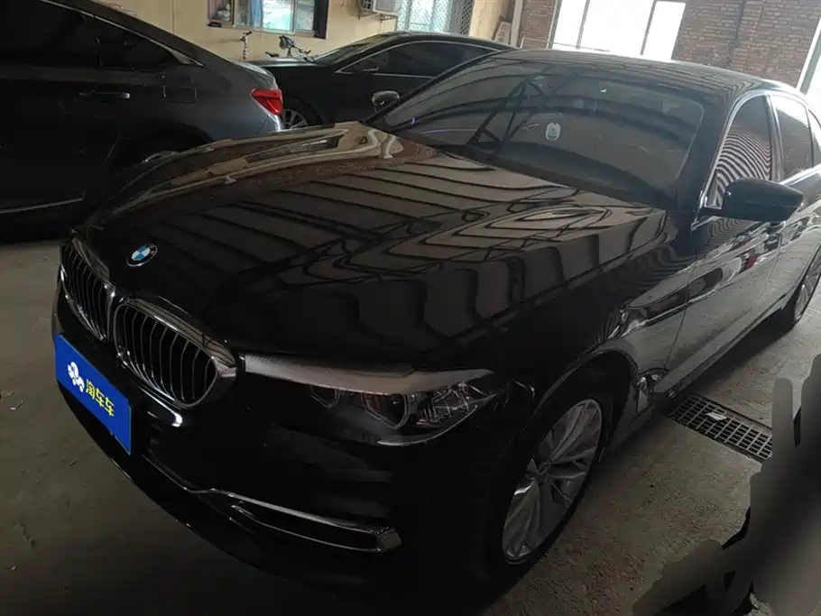 BMW 5 Series 2019