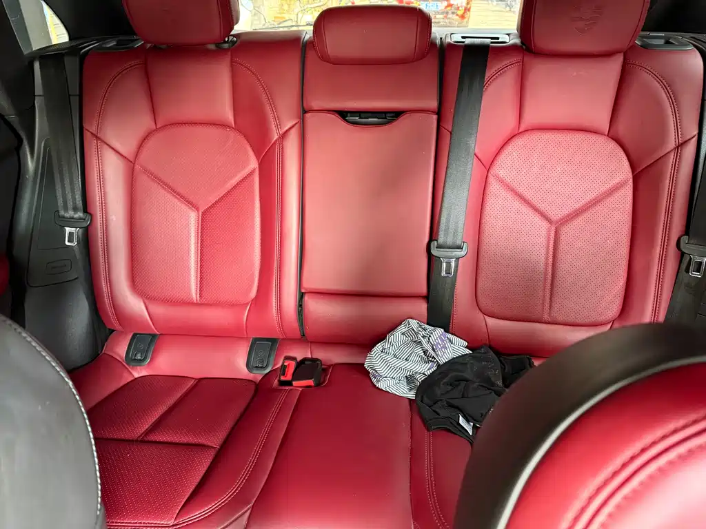 Porsche Macan — миниатюра 7