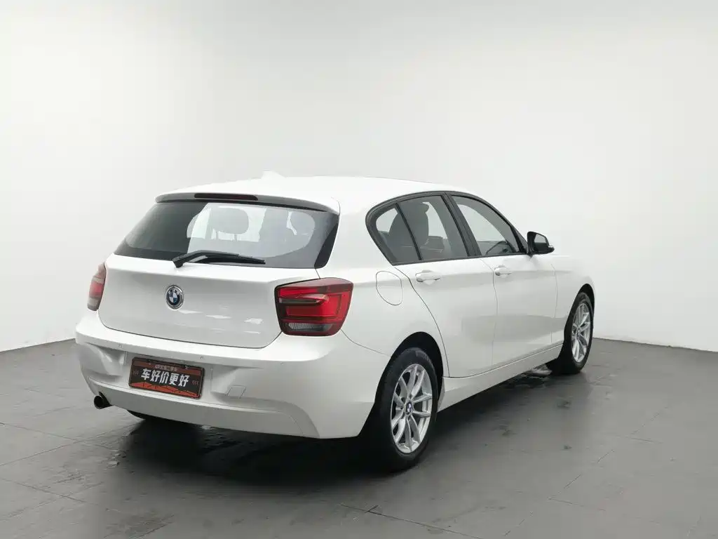 BMW 1 Series (Import) — миниатюра 2