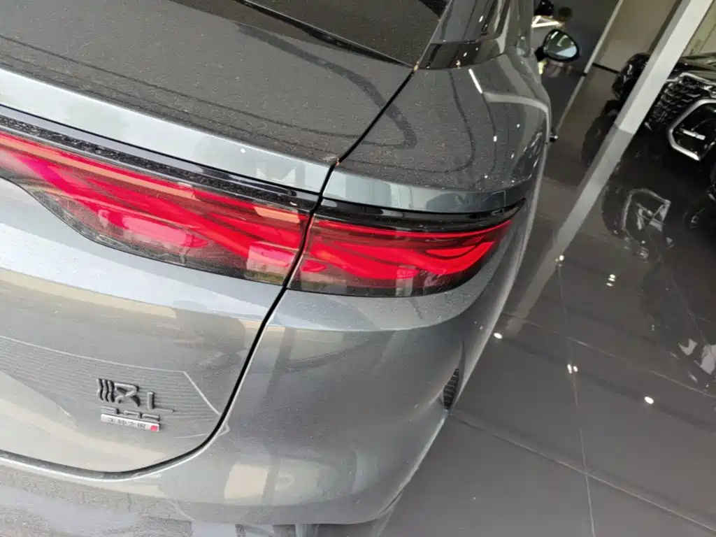 BYD Han L — миниатюра 8