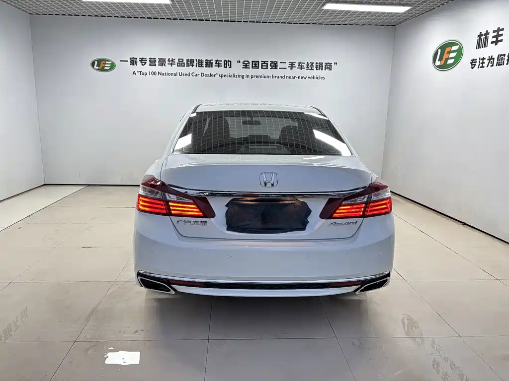 Honda Accord — миниатюра 6