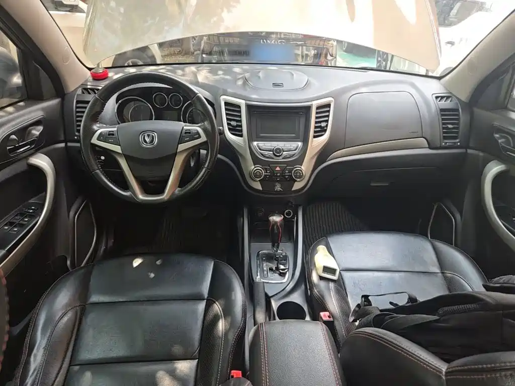 Changan CS35 — миниатюра 10