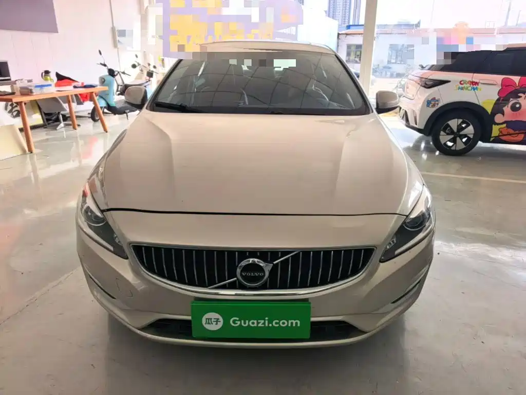 Volvo S60 — миниатюра 3