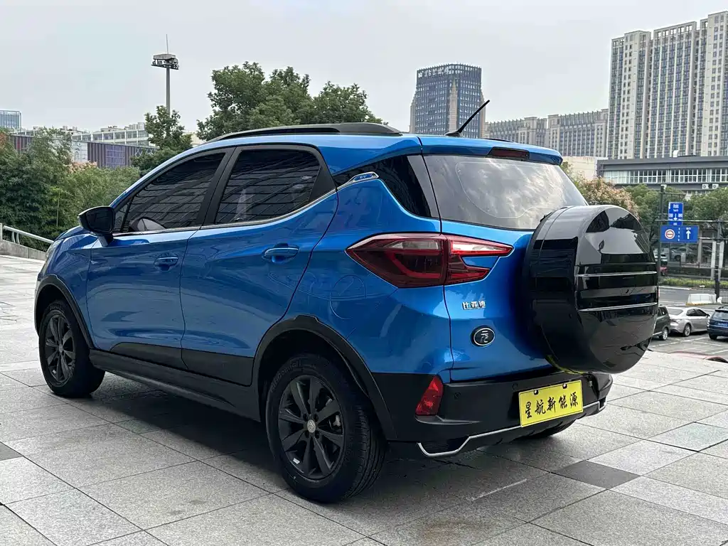 BYD Yuan EV — миниатюра 6