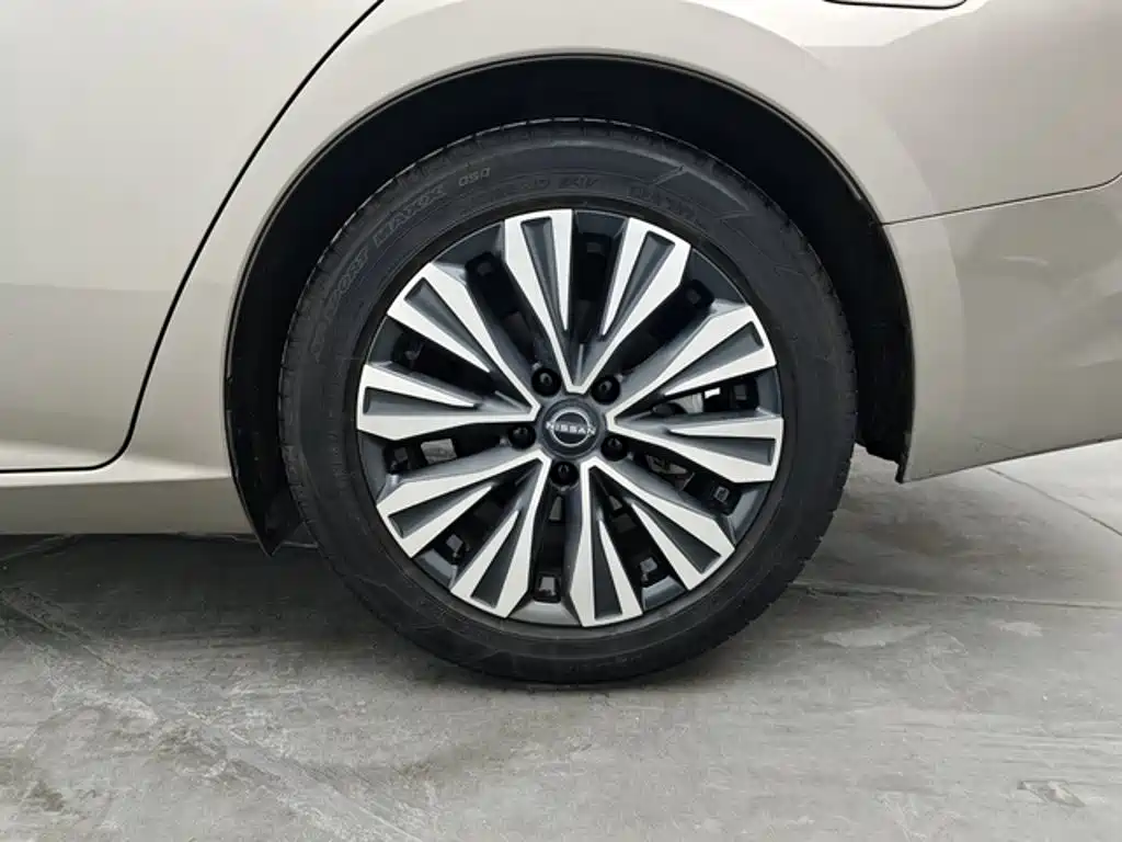 Nissan Teana — миниатюра 10