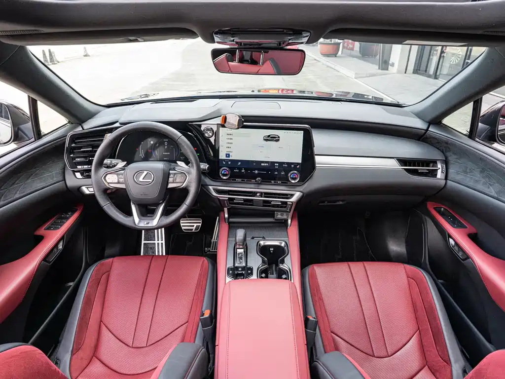 Lexus RX — миниатюра 13