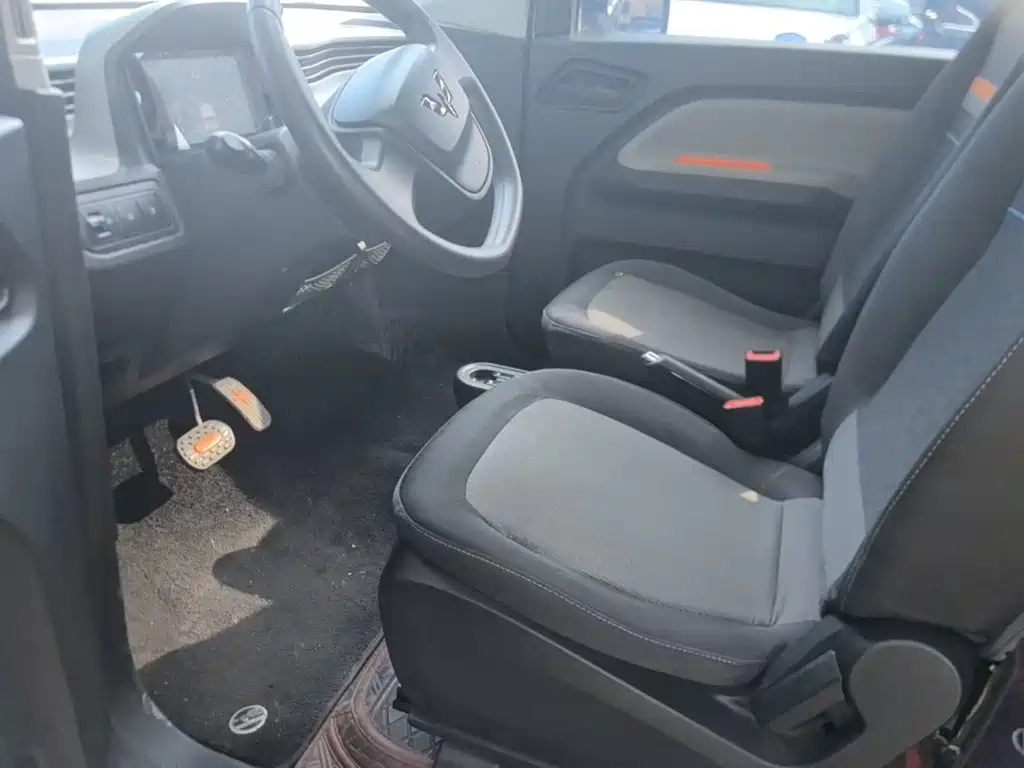 Wuling MINIEV — миниатюра 15