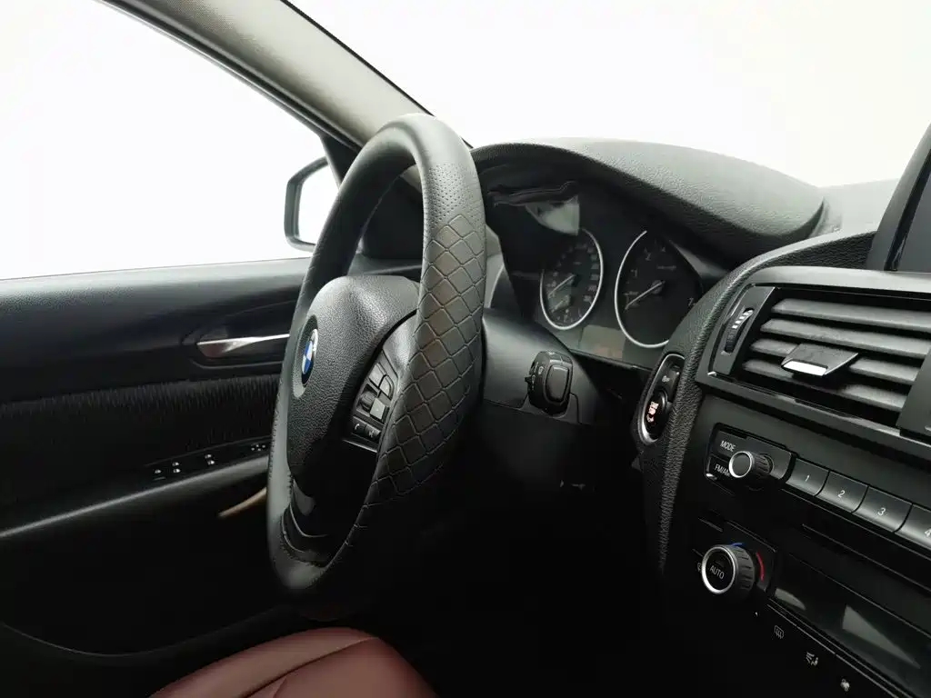 BMW 1 Series (Import) — миниатюра 22