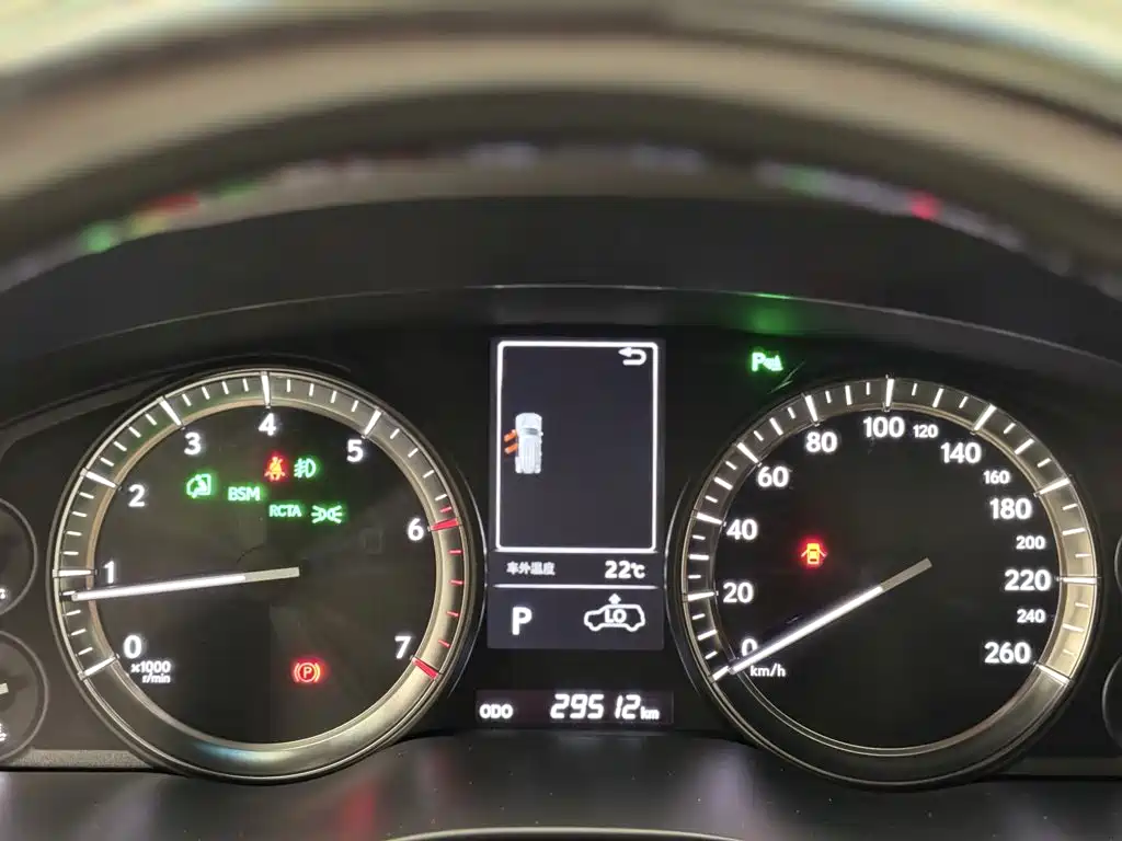 Lexus LX — миниатюра 16