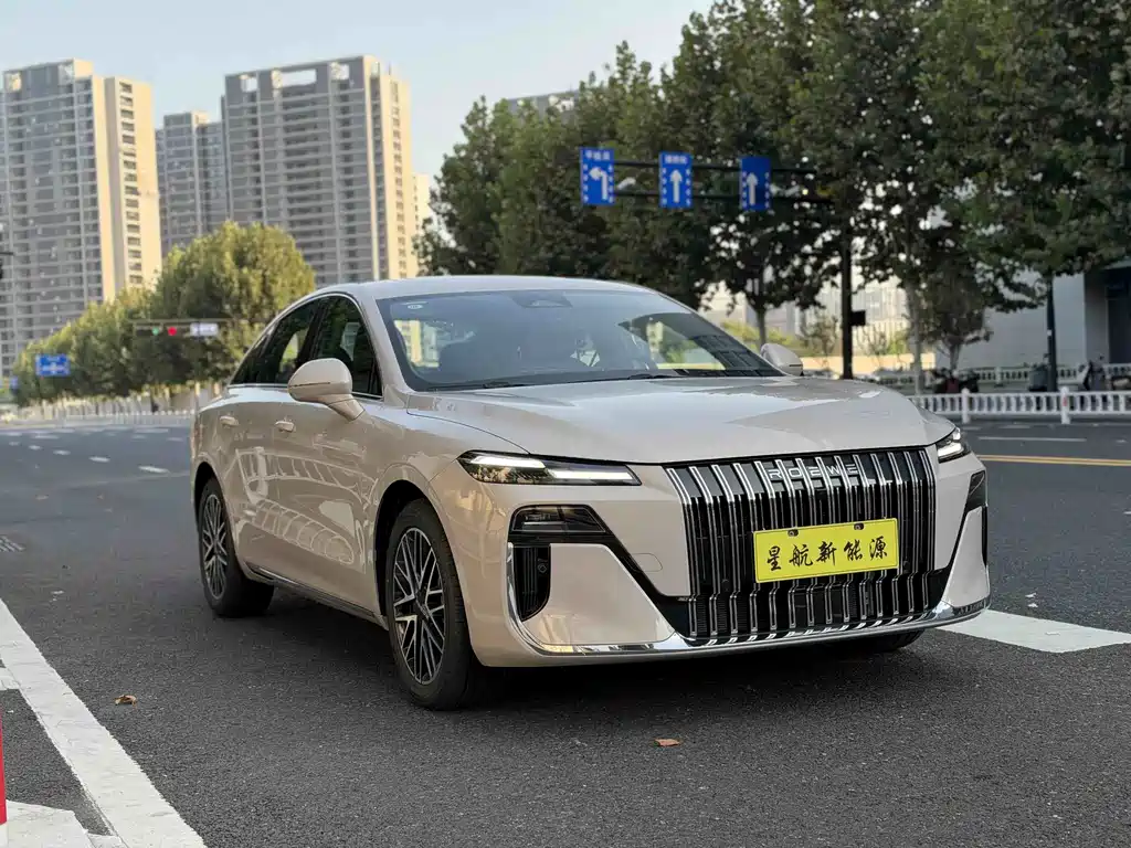 Roewe M7 DMH — миниатюра 3