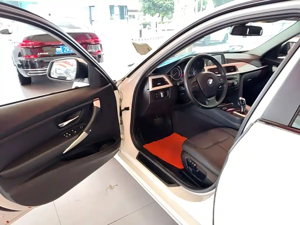 BMW 3 Series — миниатюра 16