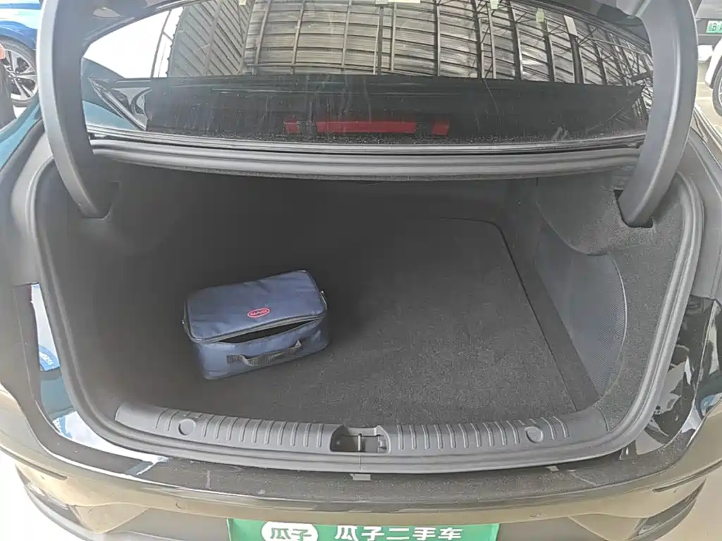 BYD Han — миниатюра 19