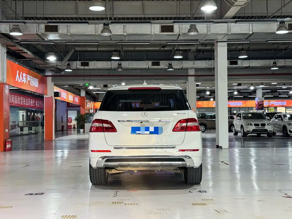 Mercedes-Benz M-Class — миниатюра 4