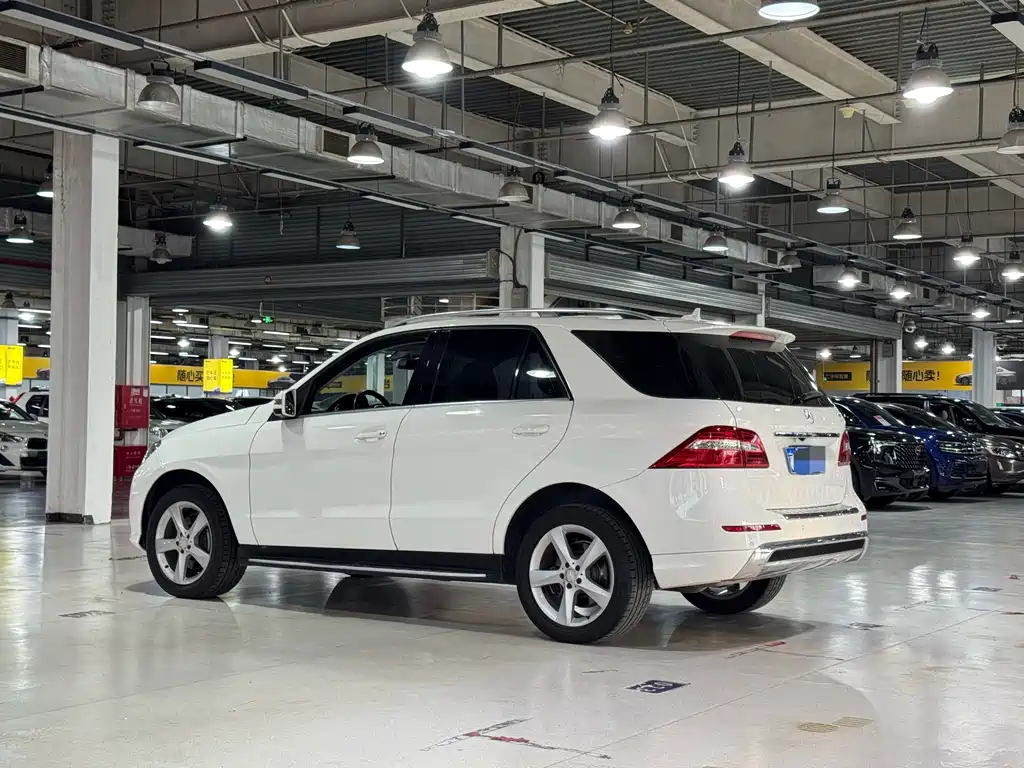 Mercedes-Benz M-Class — миниатюра 5