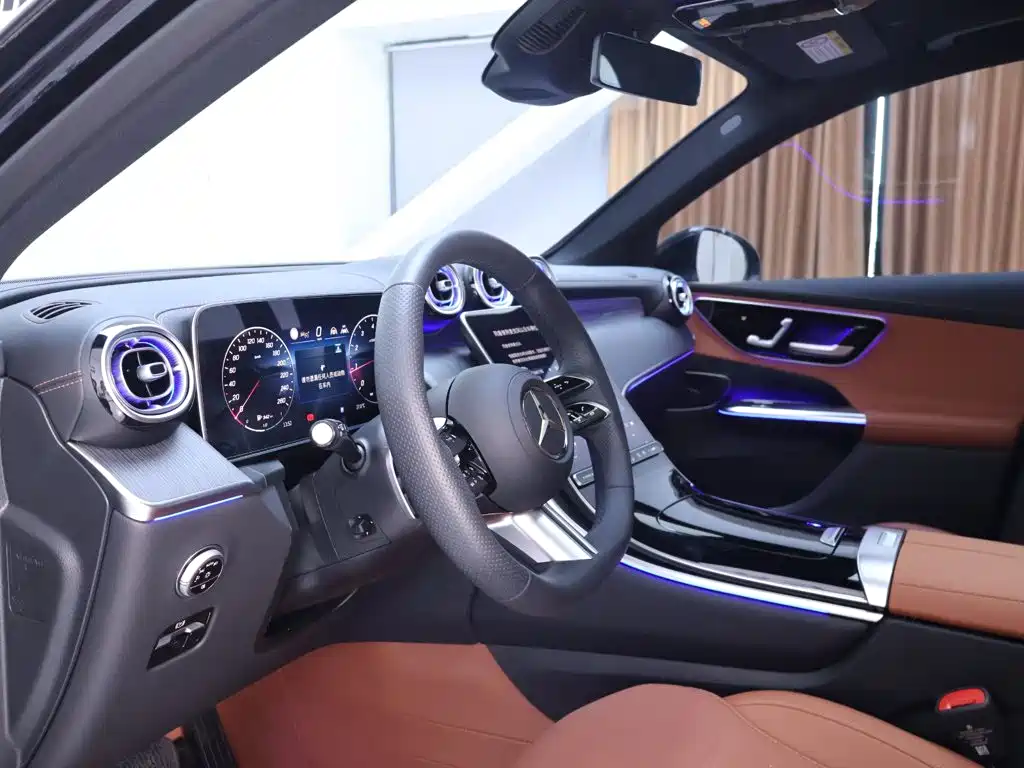 Mercedes-Benz GLC — миниатюра 11