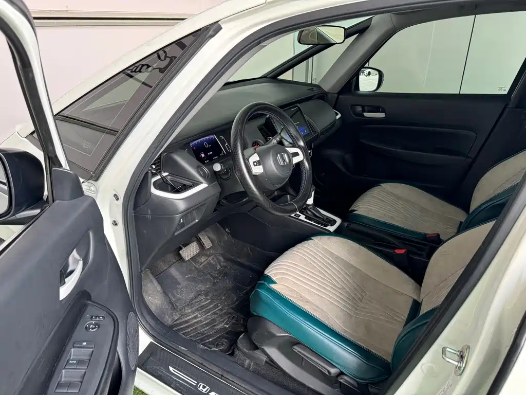 Honda Fit — миниатюра 9