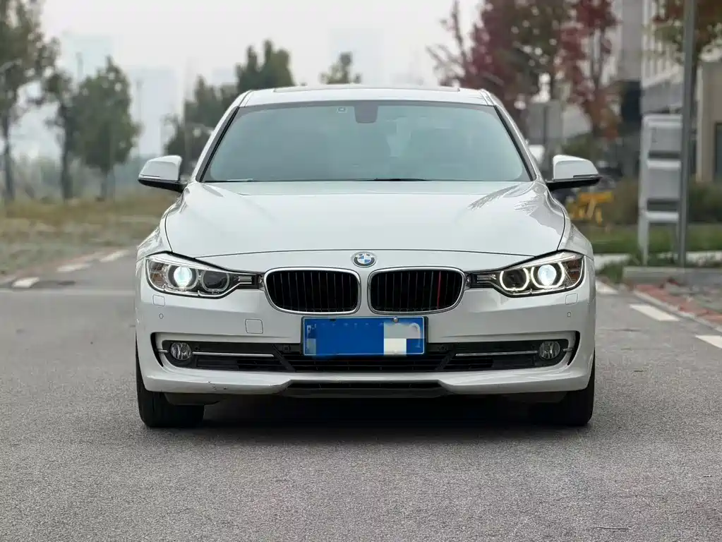 BMW 3 Series — миниатюра 2