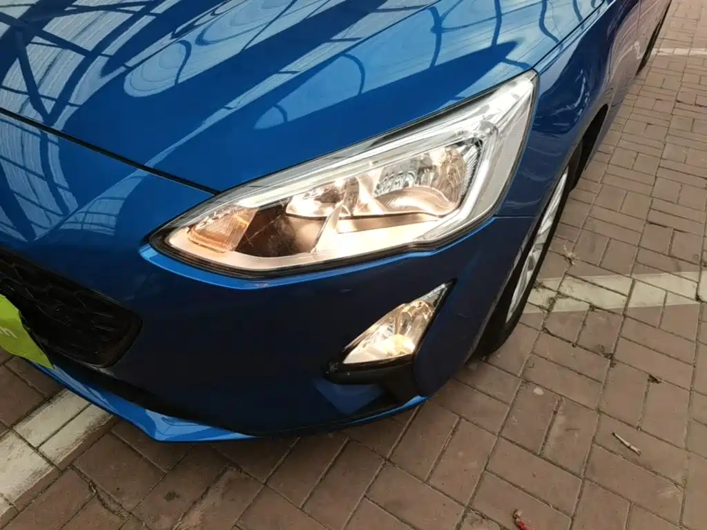 Ford Focus — миниатюра 24