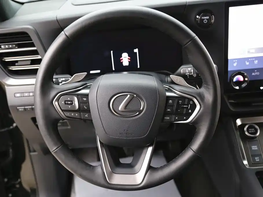Lexus GX — миниатюра 15