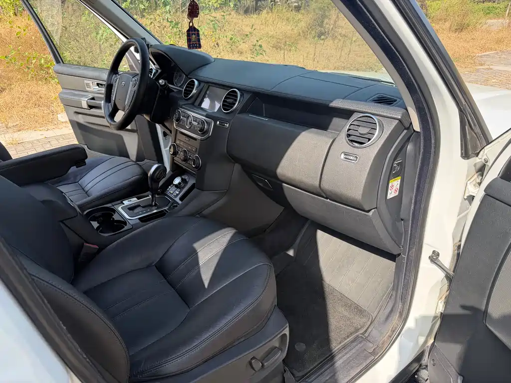 Land Rover Discovery — миниатюра 21
