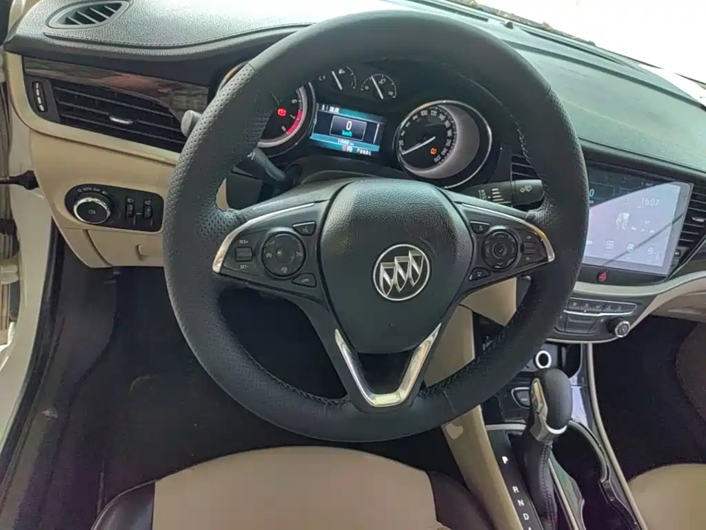 Buick Verano — миниатюра 11