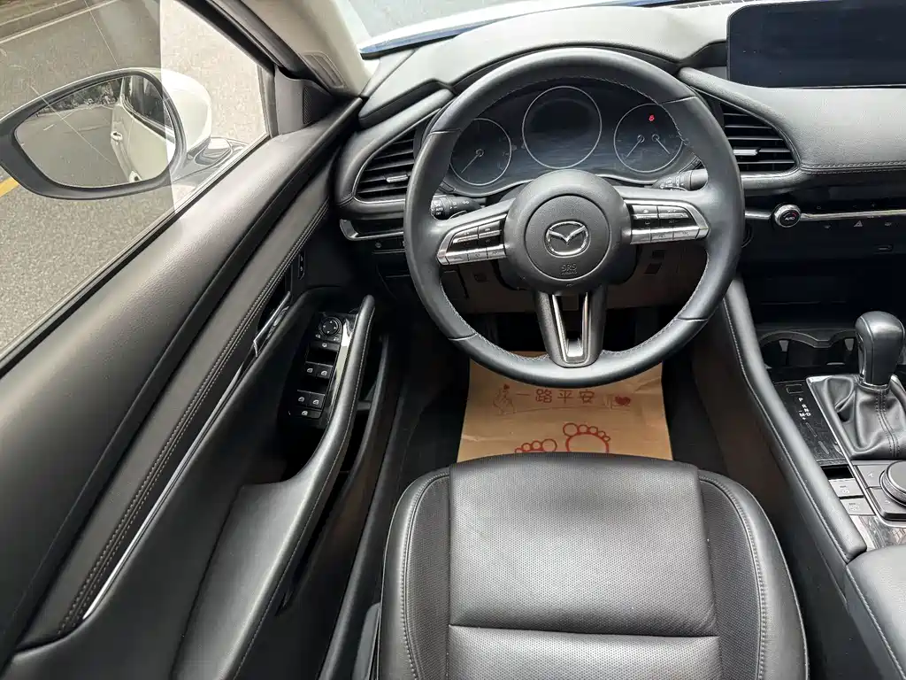 Mazda 3 Axela — миниатюра 12