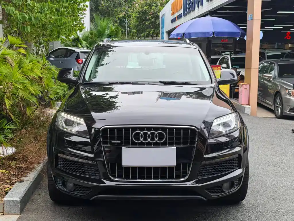 Audi Q7 2011 3.0 TFSI Comfort (245kW
