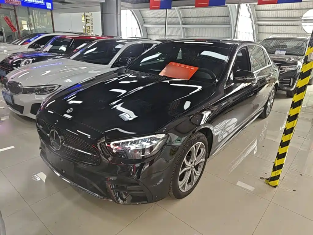 Mercedes-Benz E-Class 2024