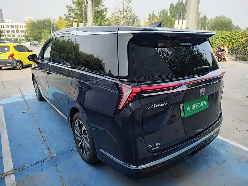Buick GL8 Hybrid — миниатюра 23