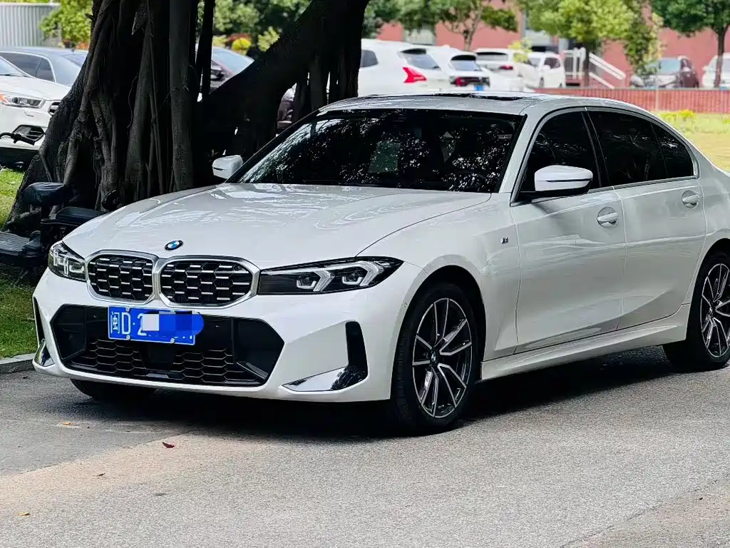 BMW 3 Series 2025