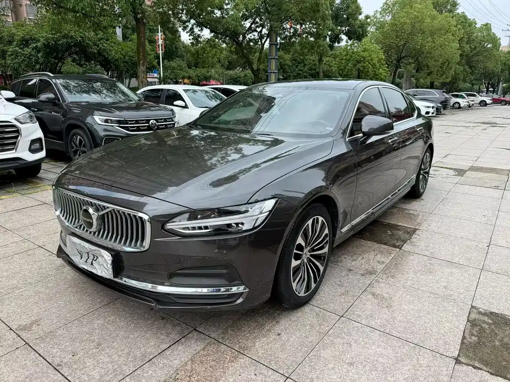 Volvo S90 2023 B5 Smart Leisure Luxury Edition