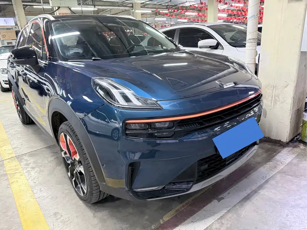 Lynk & Co 06 — миниатюра 3