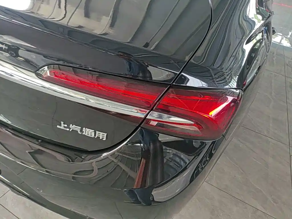 Buick LaCrosse — миниатюра 8