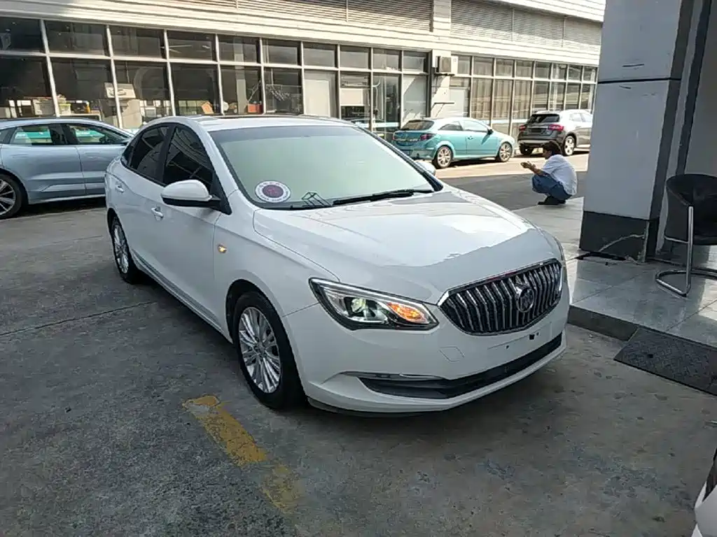 Buick Excelle — миниатюра 4