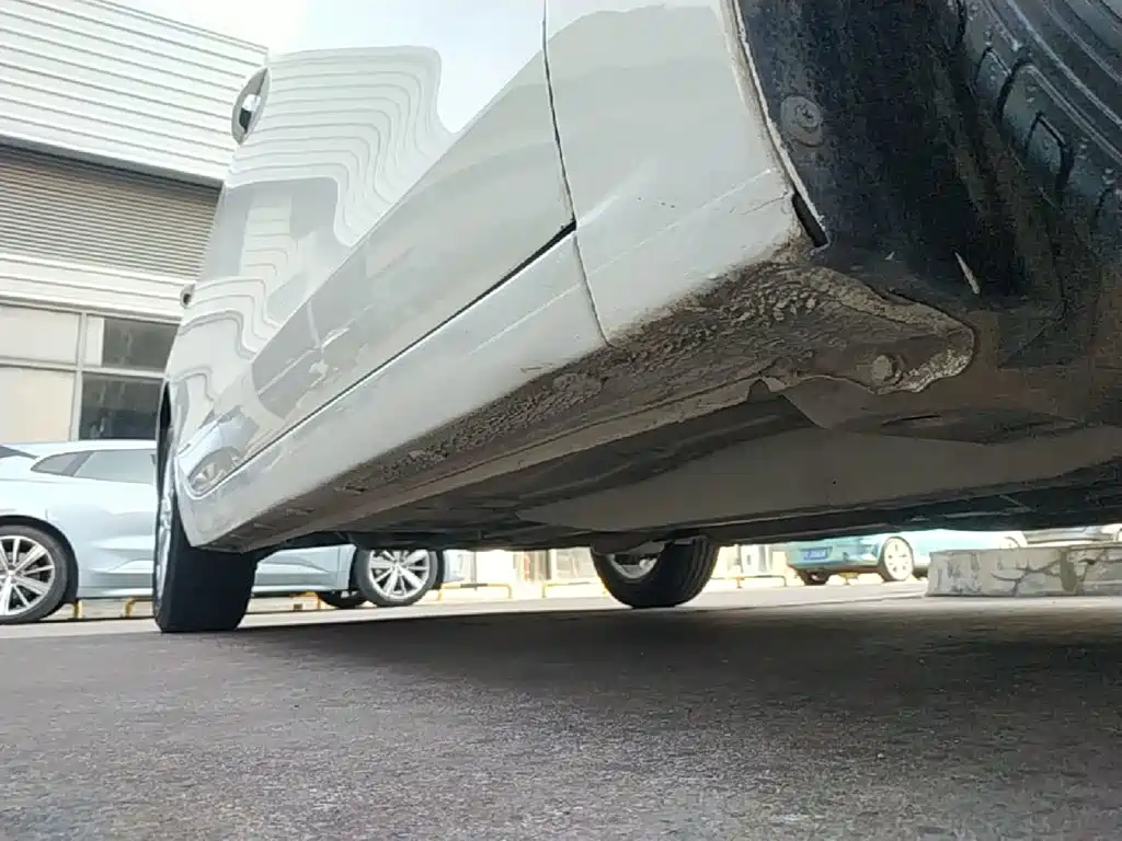 Buick Excelle — миниатюра 21