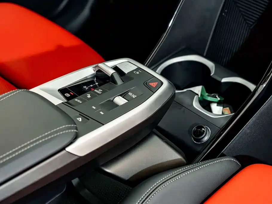 BMW X2 (Import) — миниатюра 18
