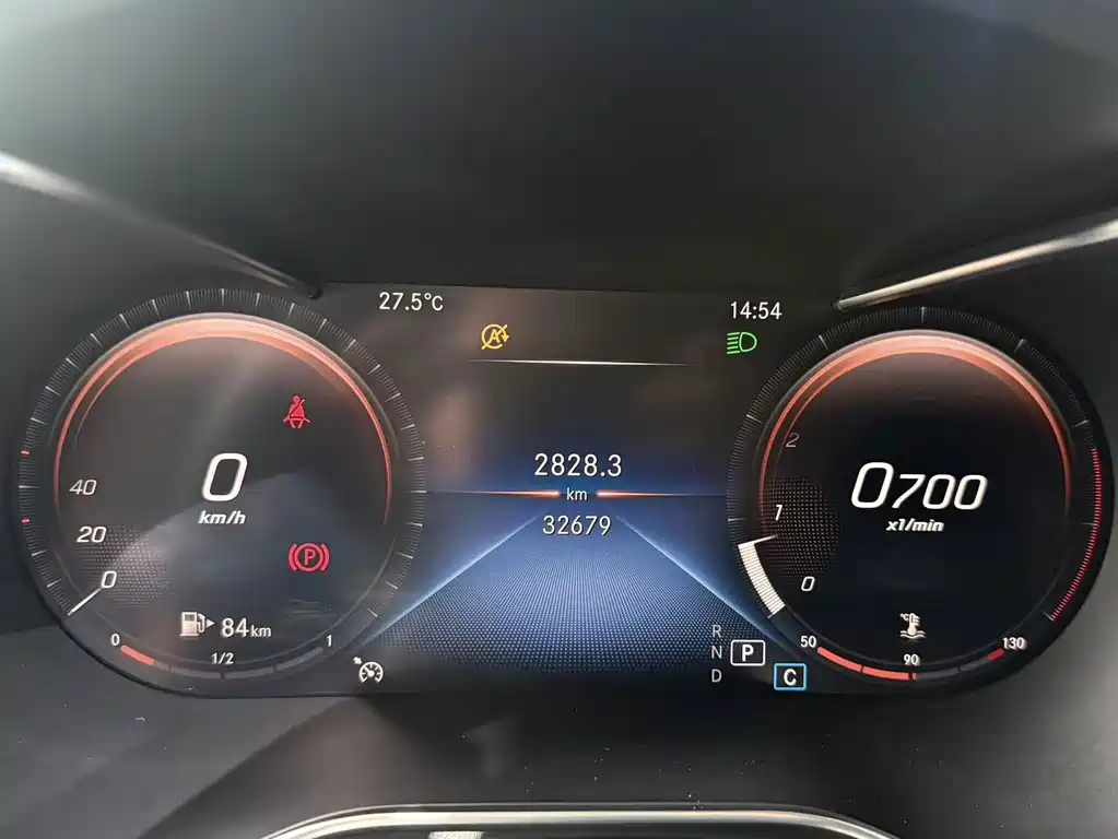 Mercedes-Benz GLC — миниатюра 12
